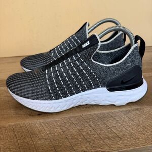 Nike React Phantom Run Flyknit 2 Women’s Size 8.5 Oreo Slip On Shoes CJ0280-002